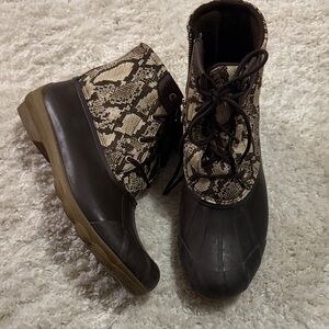 Sperry Women's Black and Brown Snake Print Boots